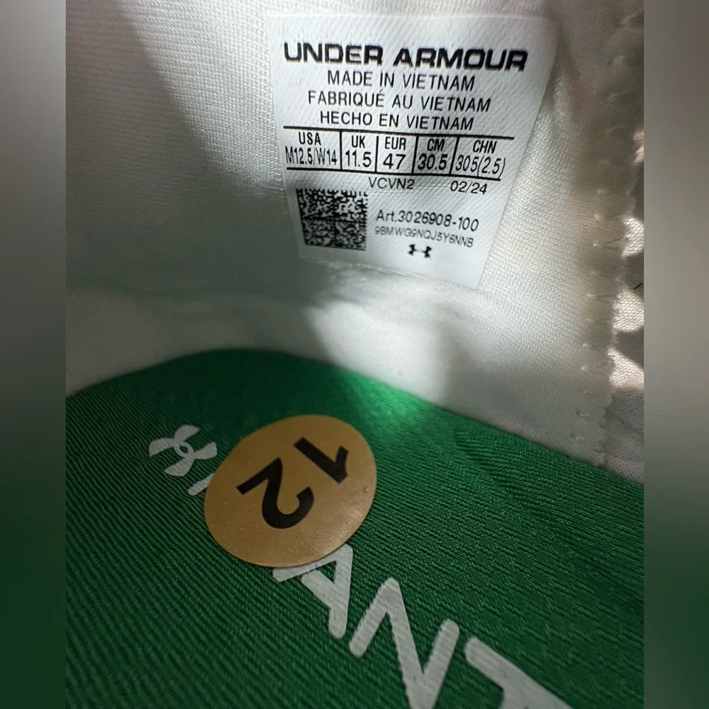 Under Armour HOVR Phantom 3 SE Collegiate University of Notre Dame 3026908-100